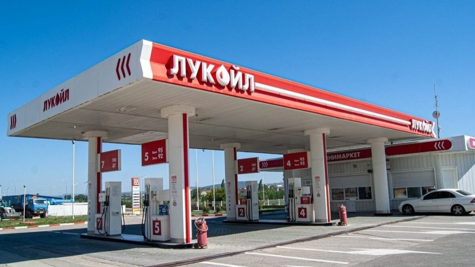 Vahid Ələkbərovun karyera möcüzəsi: Rus kəşfiyyatına yaxın kanaldan yeni iddialar