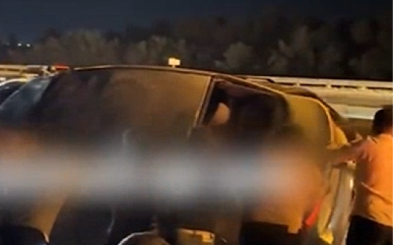 Bakıda ağır qəza: Kia və KamAZ toqquşdu, bir nəfər öldü