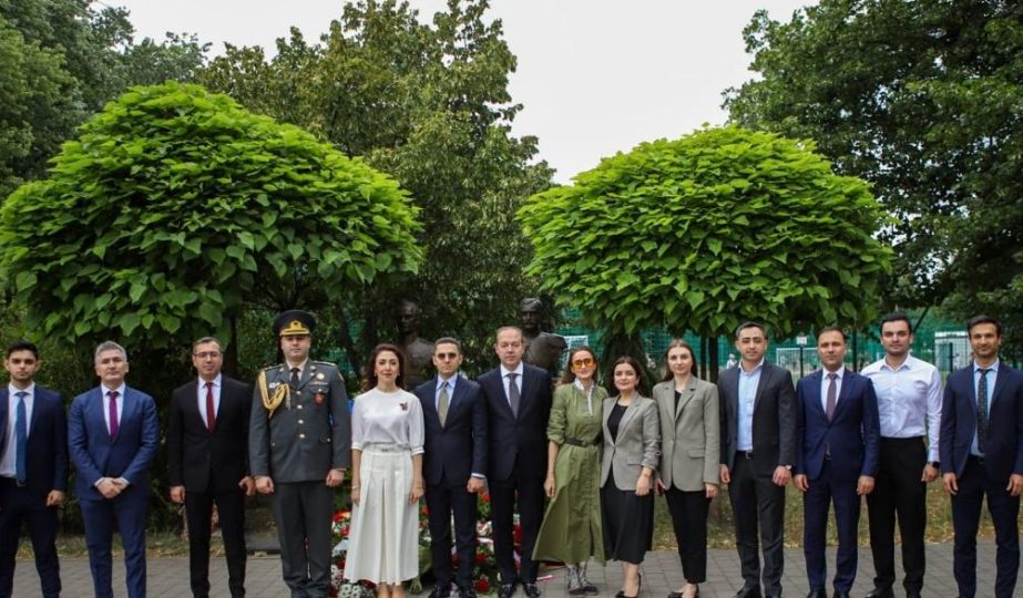 Varşavada Azərbaycan Silahlı Qüvvələrinin 107 illiyi qeyd edildi