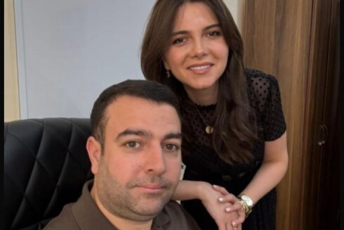 Günay Nəzərova 298 nömrəli məktəbi dağıdır