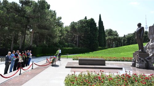 Mərakeş parlamentariləri Fəxri xiyabanı ziyarət ediblər