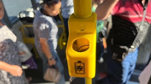 AYNA-nın 216 saylı marşrut üçün “yenilədiyi” avtobuslar köhnə və nasaz çıxdı