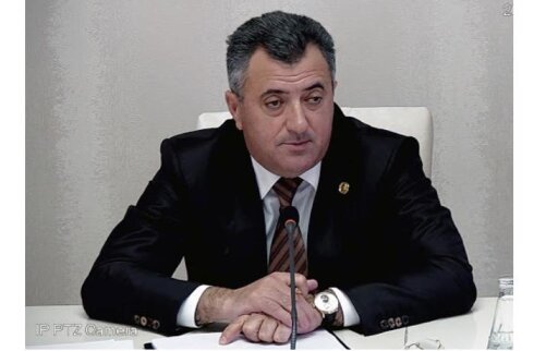 Qobuda qanunsuz tikinti: Binəqədi icra hakimiyyəti ittiham olunur