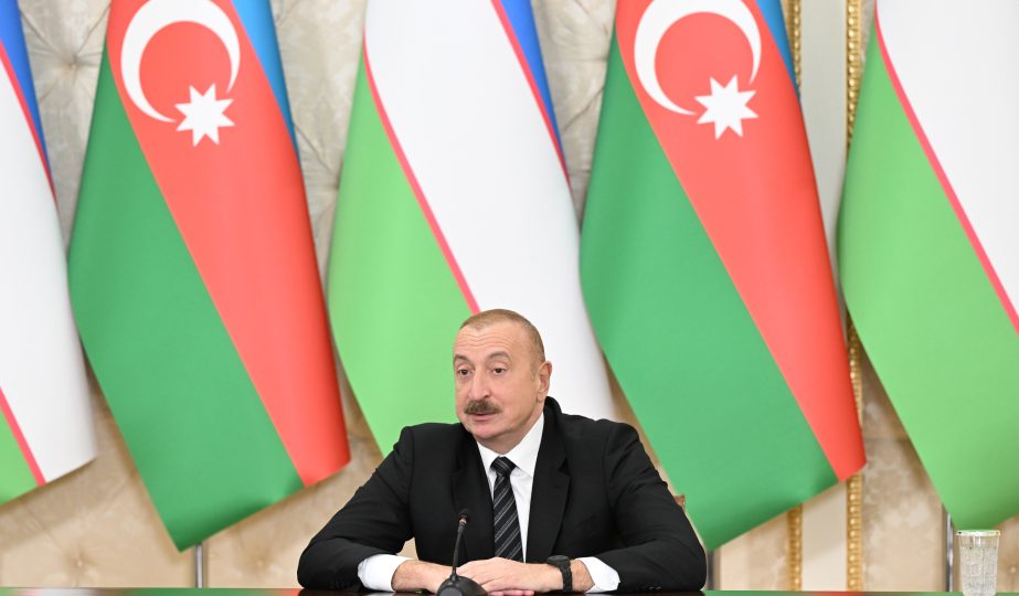 İlham Əliyev: Azərbaycan və Özbəkistan nəqliyyat siyasətini əlaqələndirəcək