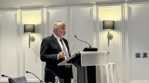 Lord Alderdays: Böyük Britaniyanın regionla əməkdaşlığa diqqəti artır