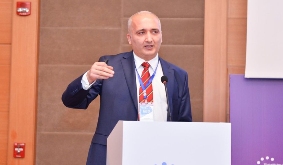 Azərbaycan Paşinyanı sülhə doğru istiqamətləndirir