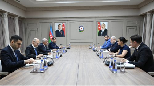 Əli Əsədov Ukrayna naziri ilə əməkdaşlığı müzakirə etdi