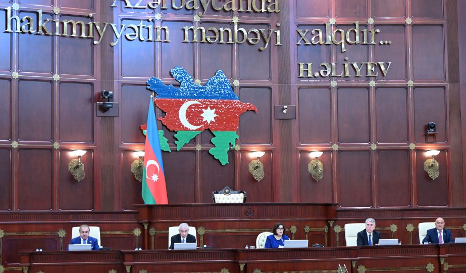 Sahibə Qafarova: Milli Məclisin növbədənkənar sessiyası 45 qanun və qərarla başa çatdı