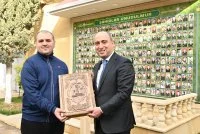 Rauf Rəhimov məhkumların qanunlara çıxış problemini həll etdi